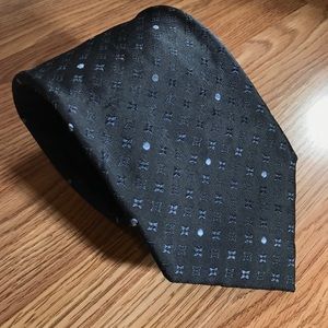 Louis Vuitton Iconic Pattern Black Luxury Tie